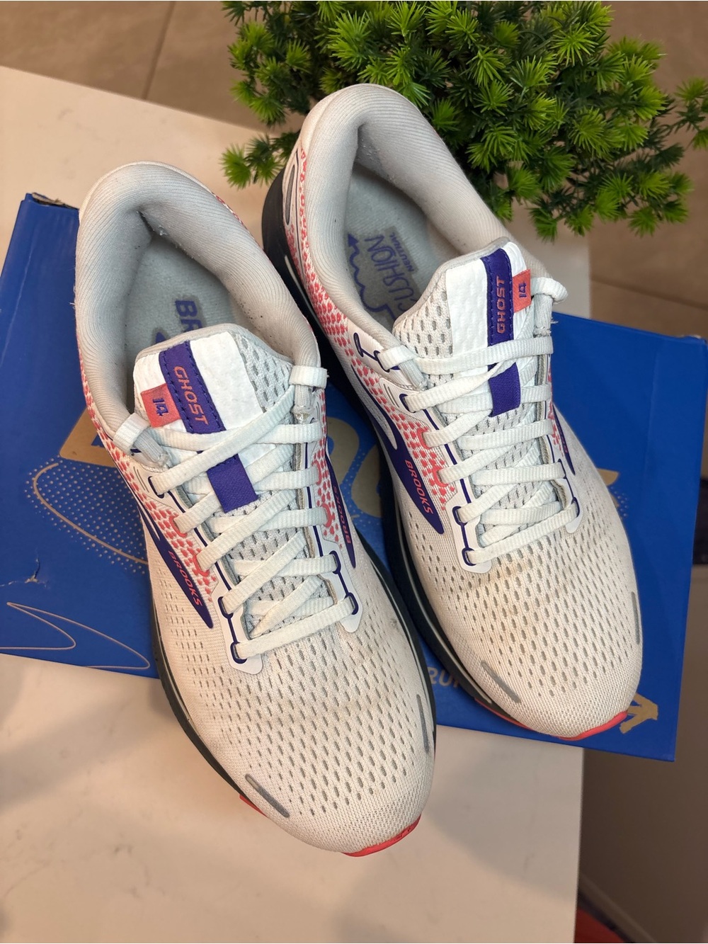Brooks Ghost 14 Women’s running shoes, size 10 - Picture 7 of 11